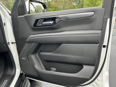 2025 Chevrolet Tahoe RST