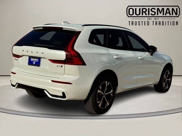 2026 Volvo XC60 B5 Core