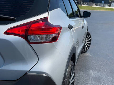 2020 Nissan Kicks S