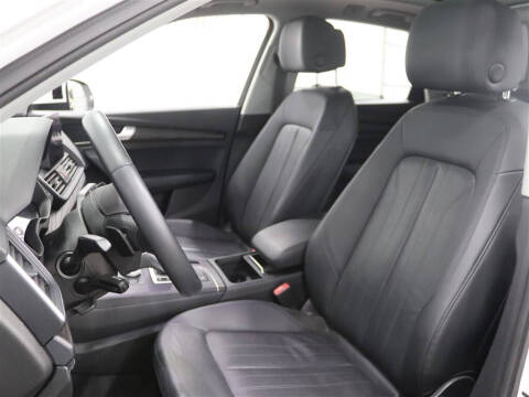 2019 Audi Q5 quattro Premium 45 TFSI