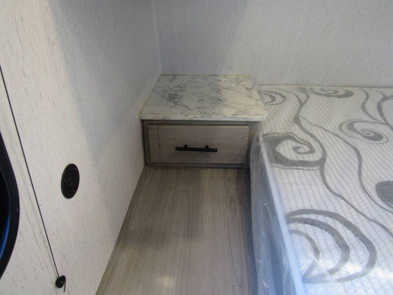 2022 Coleman keystone