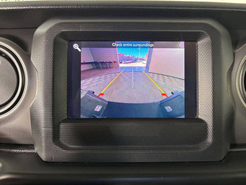 2021 Jeep Gladiator Sport