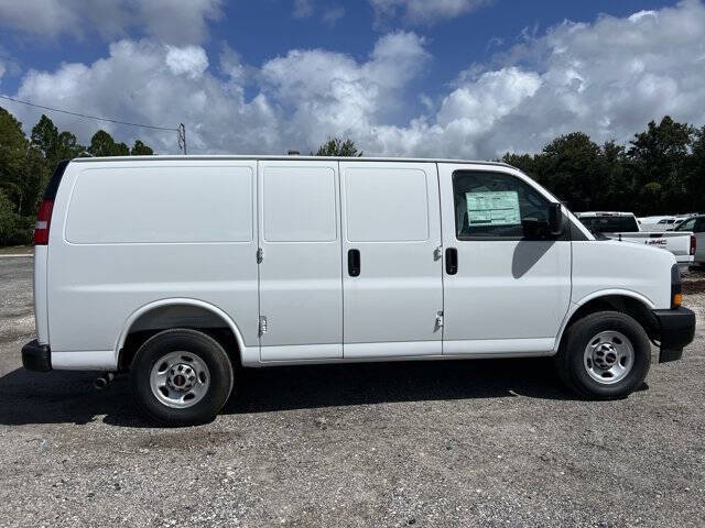 2025 GMC Savana 2500