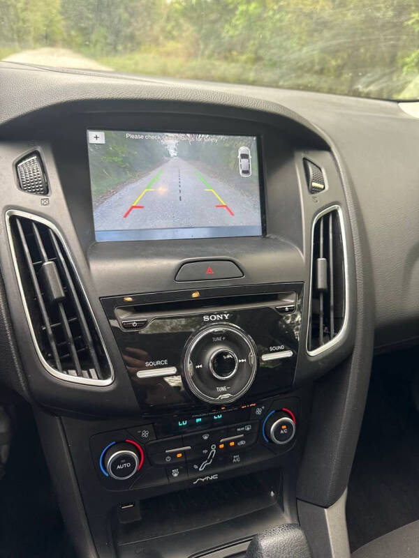 2017 Ford Focus SEL