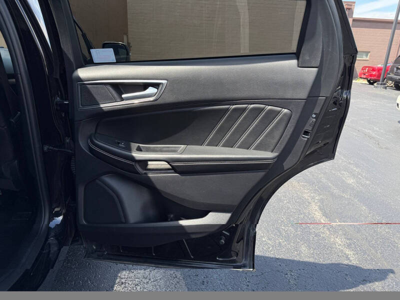 2021 Ford Edge ST