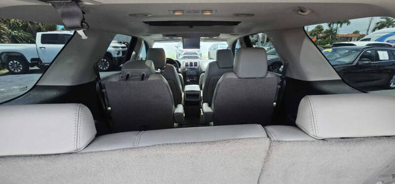 2011 GMC Acadia Denali