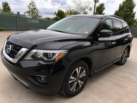 2017 Nissan Pathfinder SL