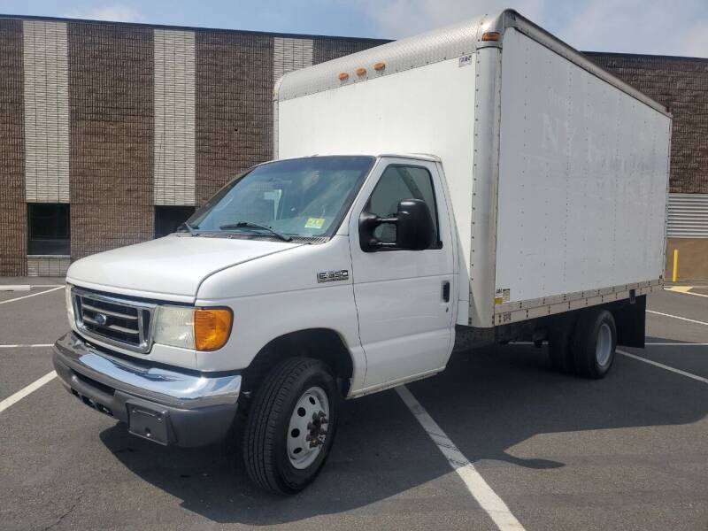 2007 Ford E-Series Chassis for sale at MENNE AUTO SALES LLC in Hasbrouck Heights NJ