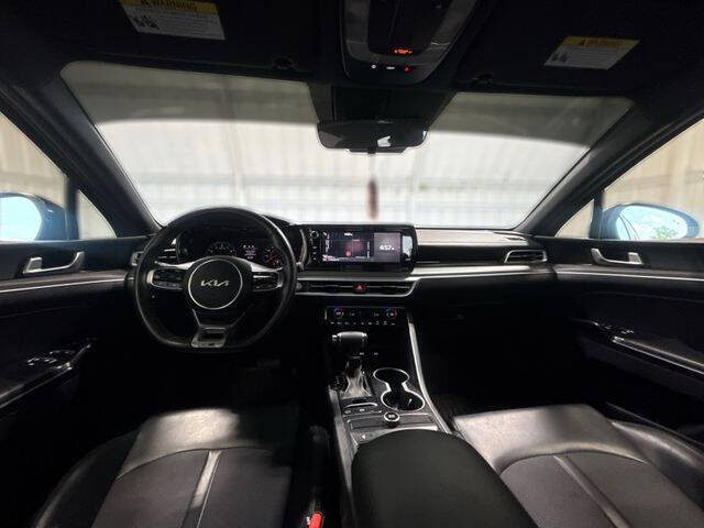 2022 Kia K5