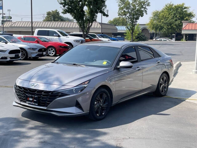 2023 Hyundai ELANTRA Hybrid for sale at Axio Auto Boise in Boise, ID