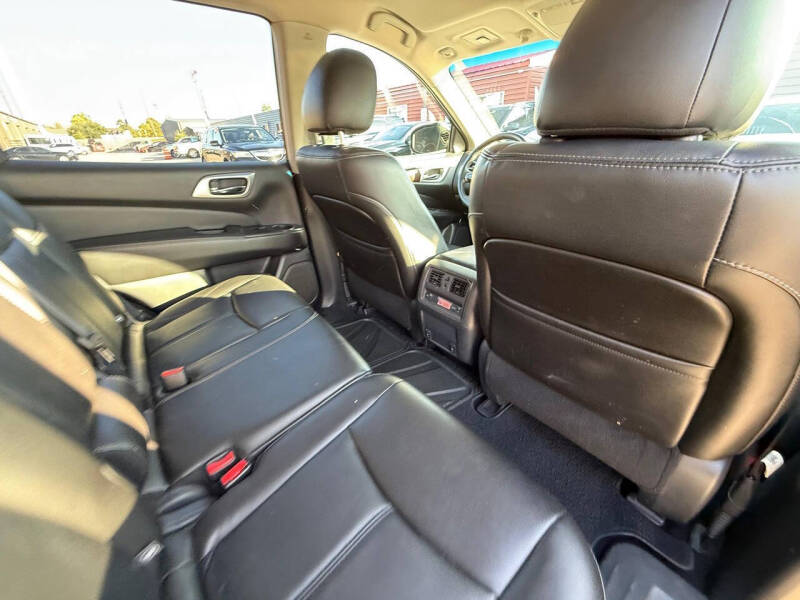 2014 Nissan Pathfinder SL