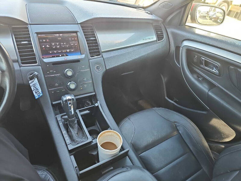 2013 Ford Taurus SEL