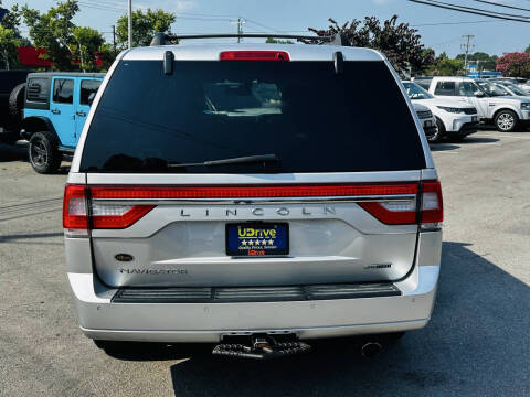 2016 Lincoln Navigator Select