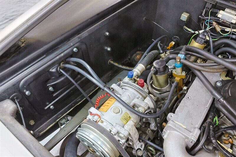 1982 DeLorean DMC-12