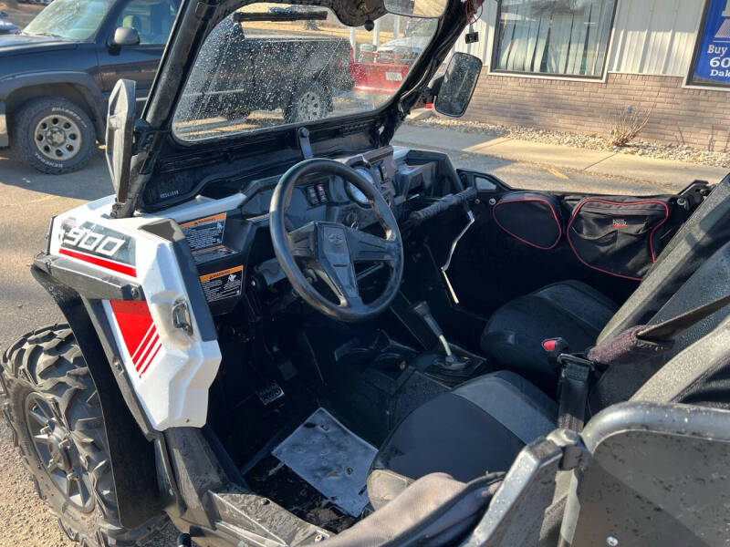 2015 Polaris Razr 900