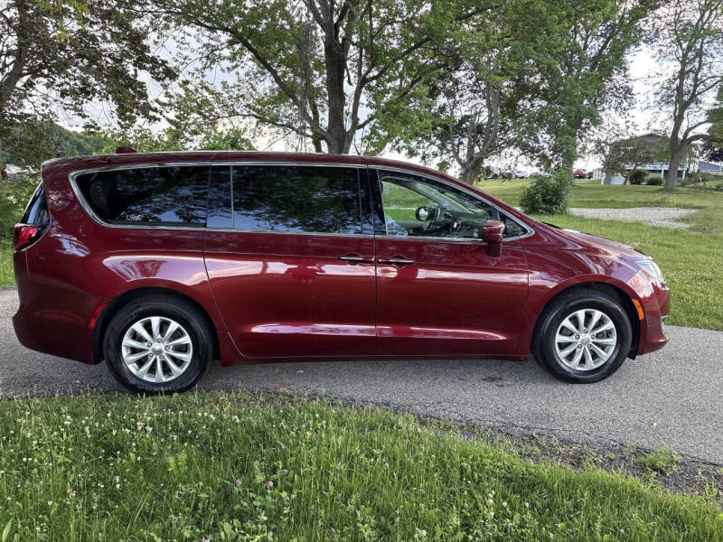 2018 Chrysler Pacifica Touring Plus