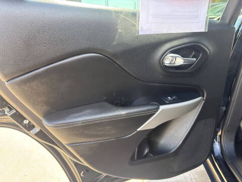 2018 Jeep Cherokee Latitude Plus