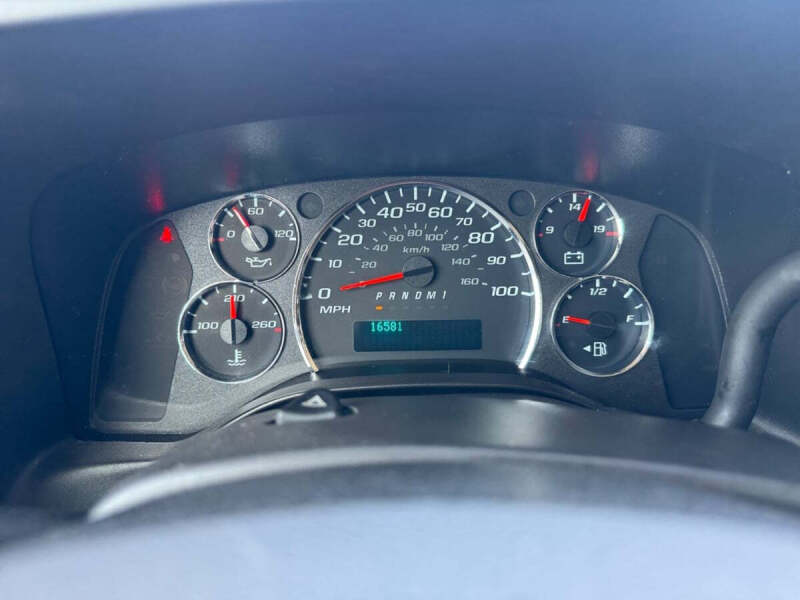 2024 GMC Savana 2500