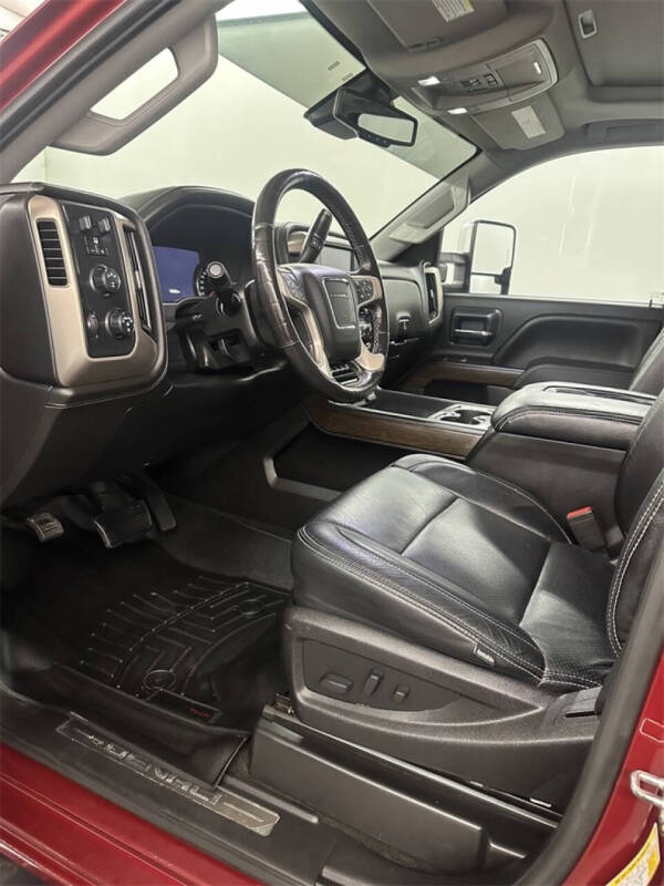 2018 GMC Sierra 2500HD Denali