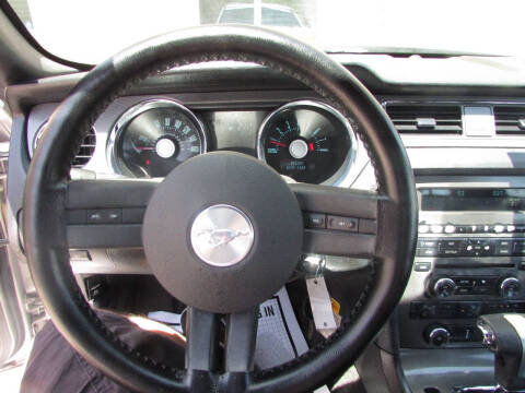 2012 Ford Mustang V6 Premium