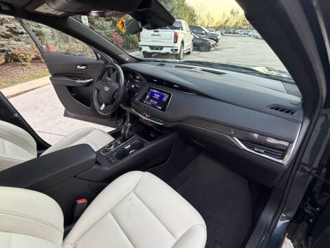 2019 Cadillac XT4 Sport