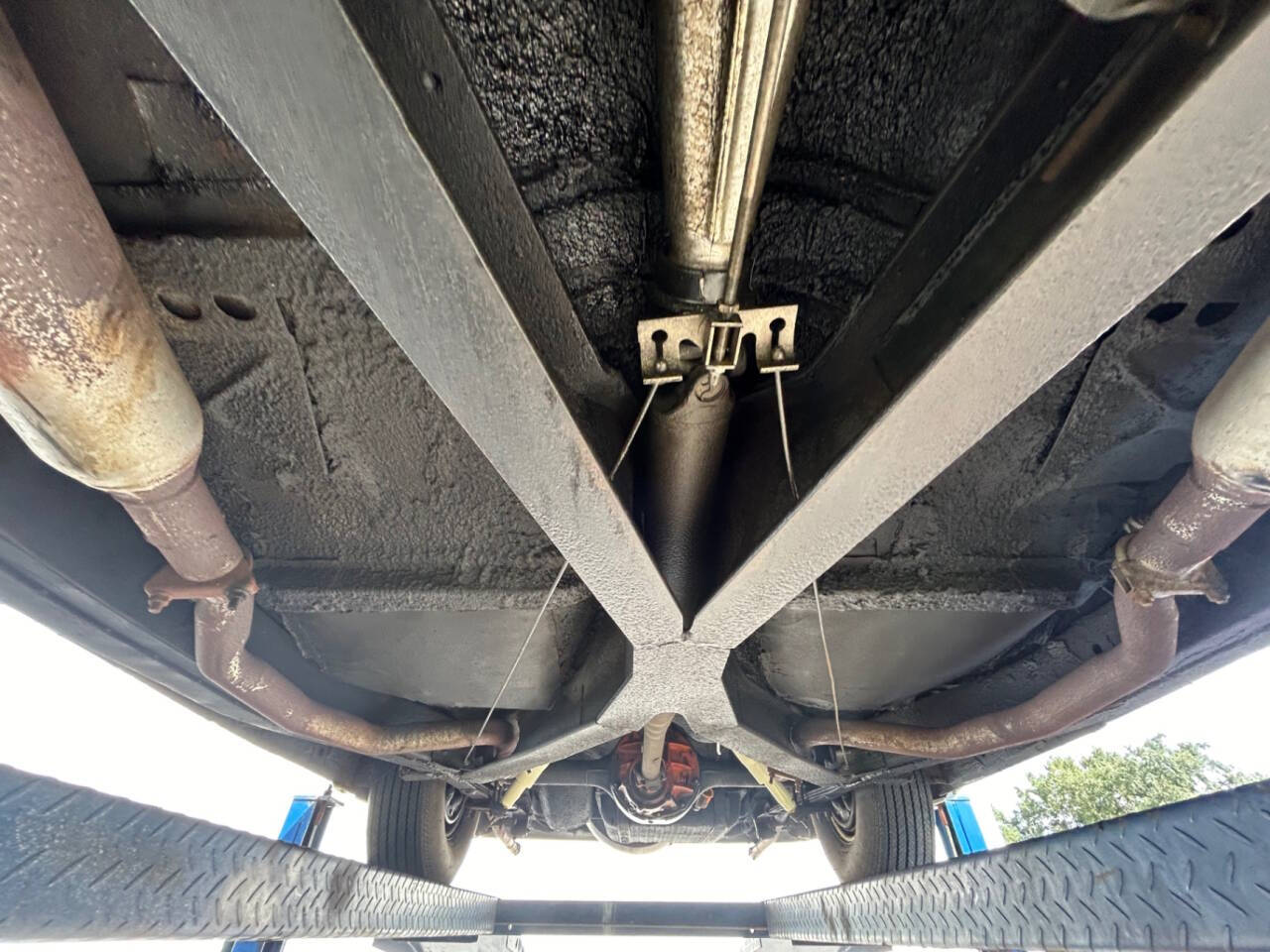 1957 Ford Fairlane 500 40