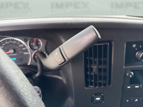 2024 Chevrolet Express 2500