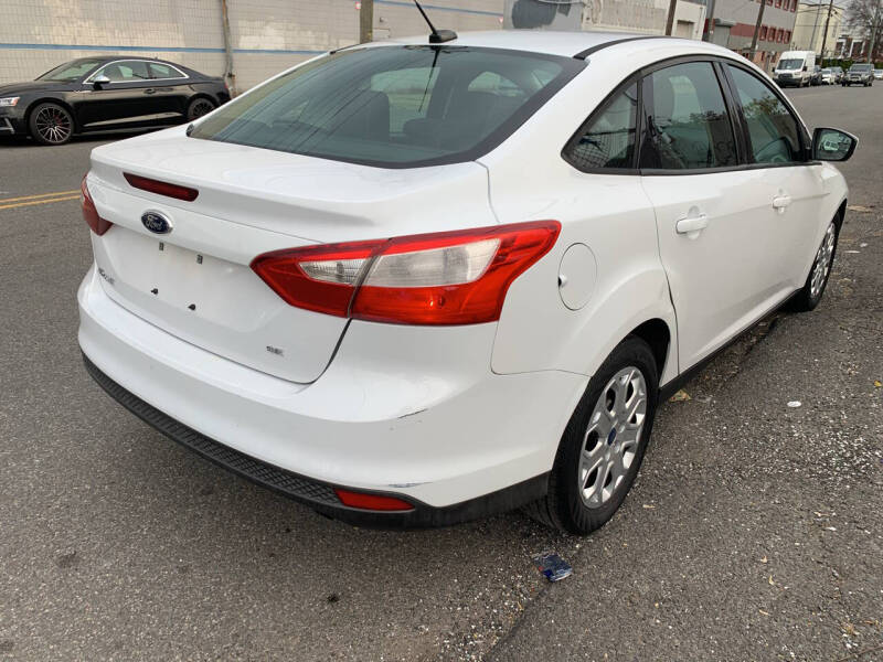 2012 Ford Focus SE