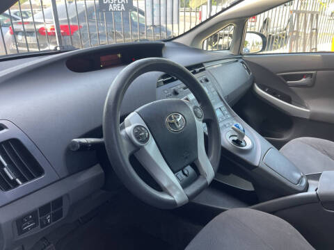 2011 Toyota Prius Two