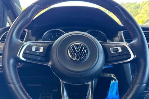 2016 Volkswagen Golf GTI S