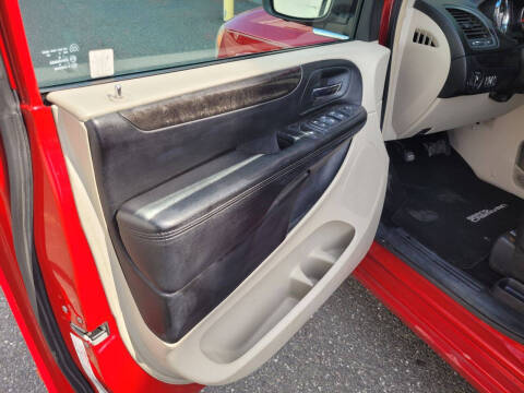 2012 Dodge Grand Caravan Crew