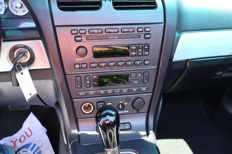 2003 Ford Thunderbird Deluxe