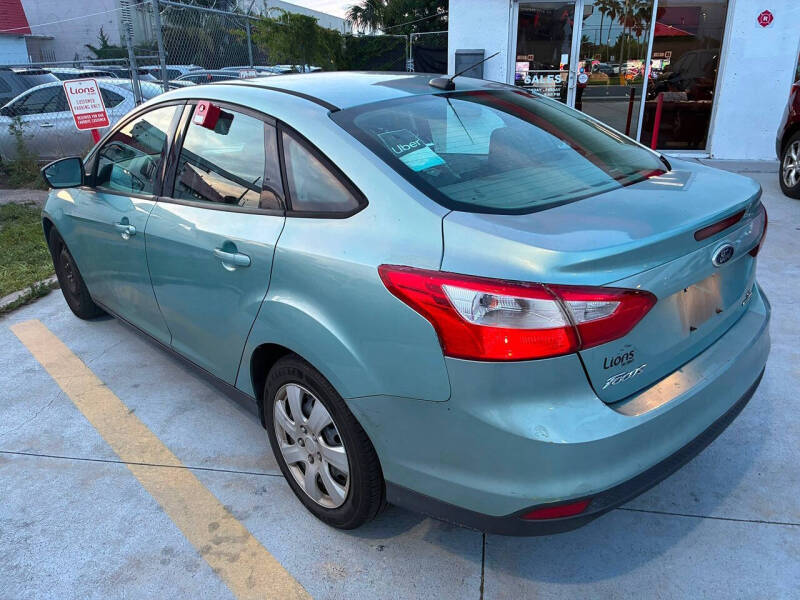 2012 Ford Focus SE