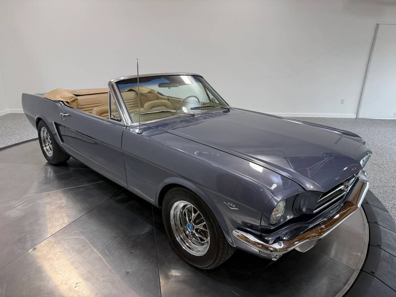 1965 Ford Mustang 43