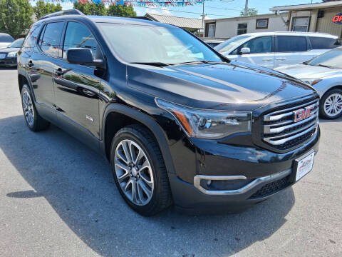 2017 GMC Acadia SLT-1