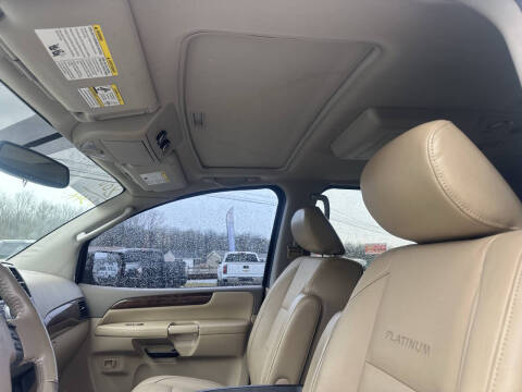 2011 Nissan Armada Platinum