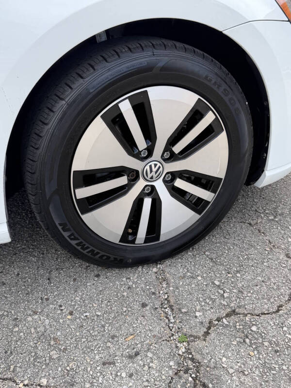 2015 Volkswagen e-Golf SEL Premium