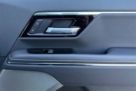 2025 GMC Sierra EV Denali