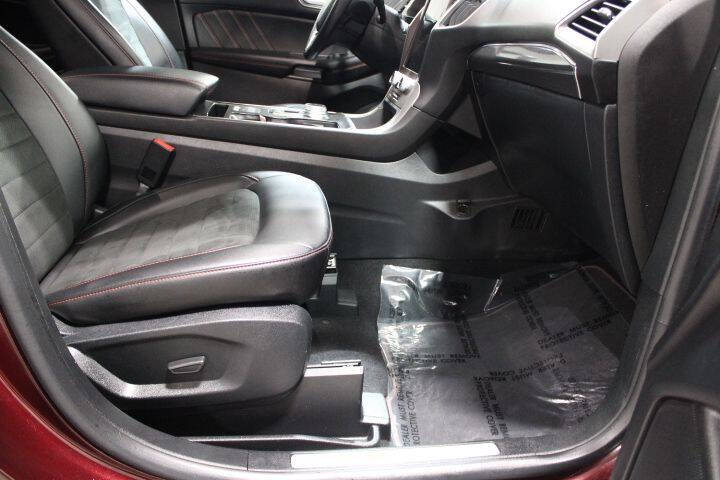 2021 Ford Edge ST-Line