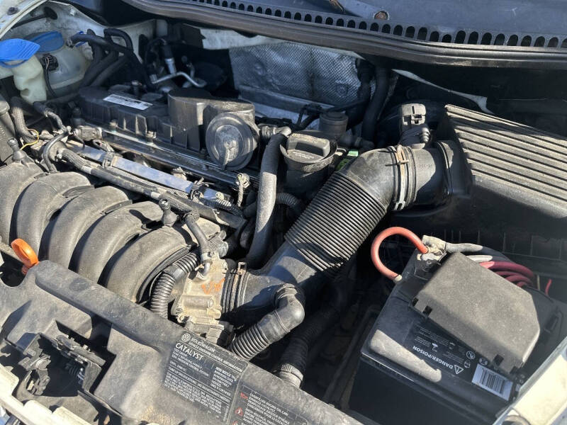 2008 Volkswagen New Beetle Triple White