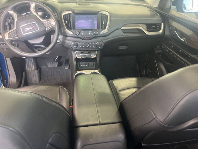 2022 GMC Terrain Denali