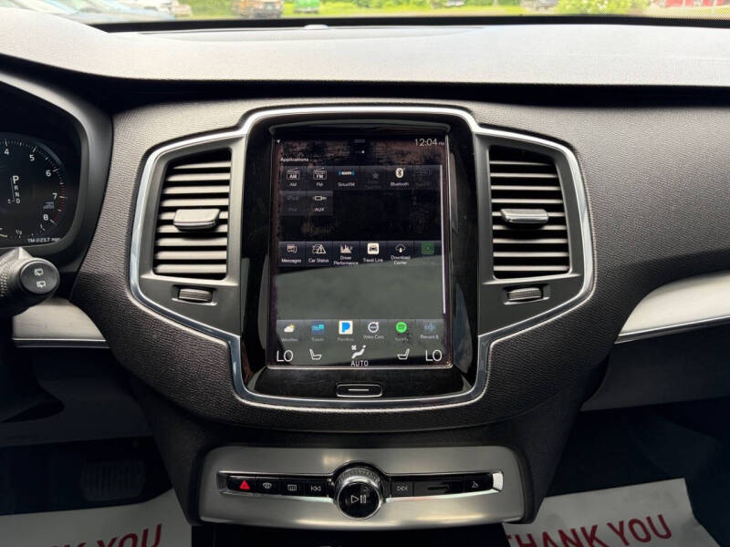 2016 Volvo XC90 T5 Momentum