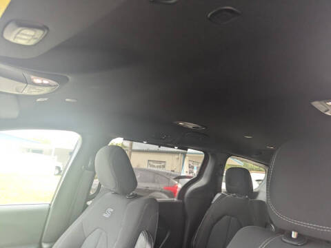 2018 Chrysler Pacifica Touring Plus