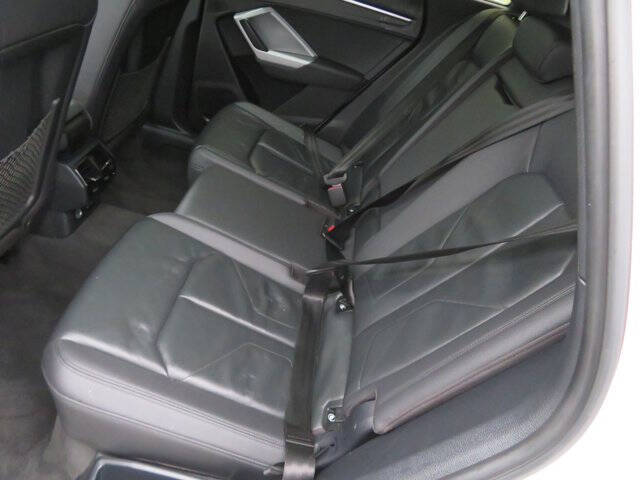 2021 Audi Q3 quattro Premium 40 TFSI