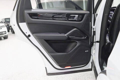 2022 Porsche Cayenne