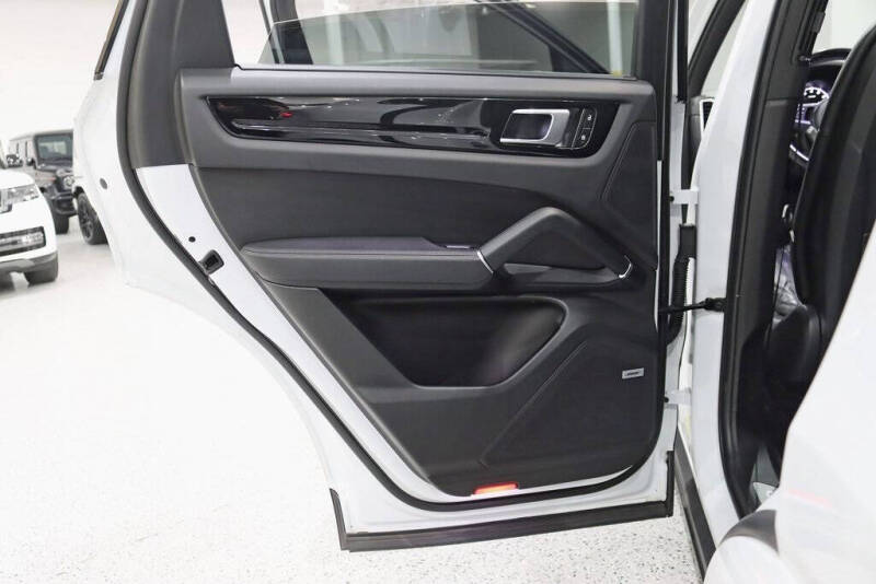 2022 Porsche Cayenne