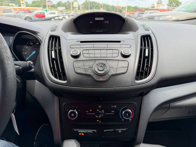 2017 Ford Escape S
