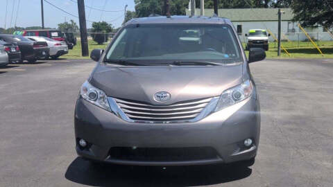2016 Toyota Sienna