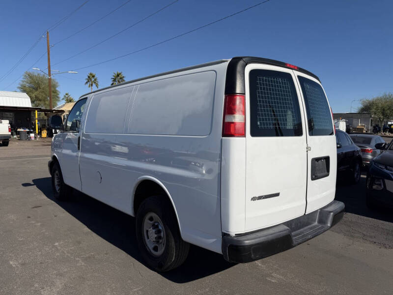2017 Chevrolet Express 2500