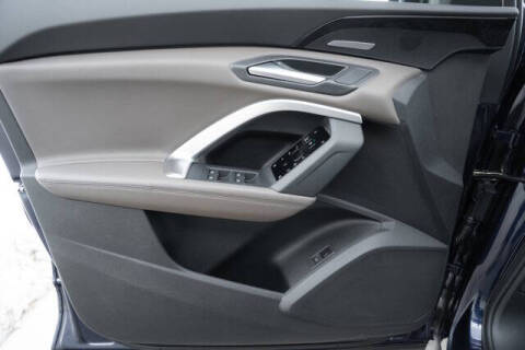 2025 Audi Q5 quattro Premium Plus TFSI